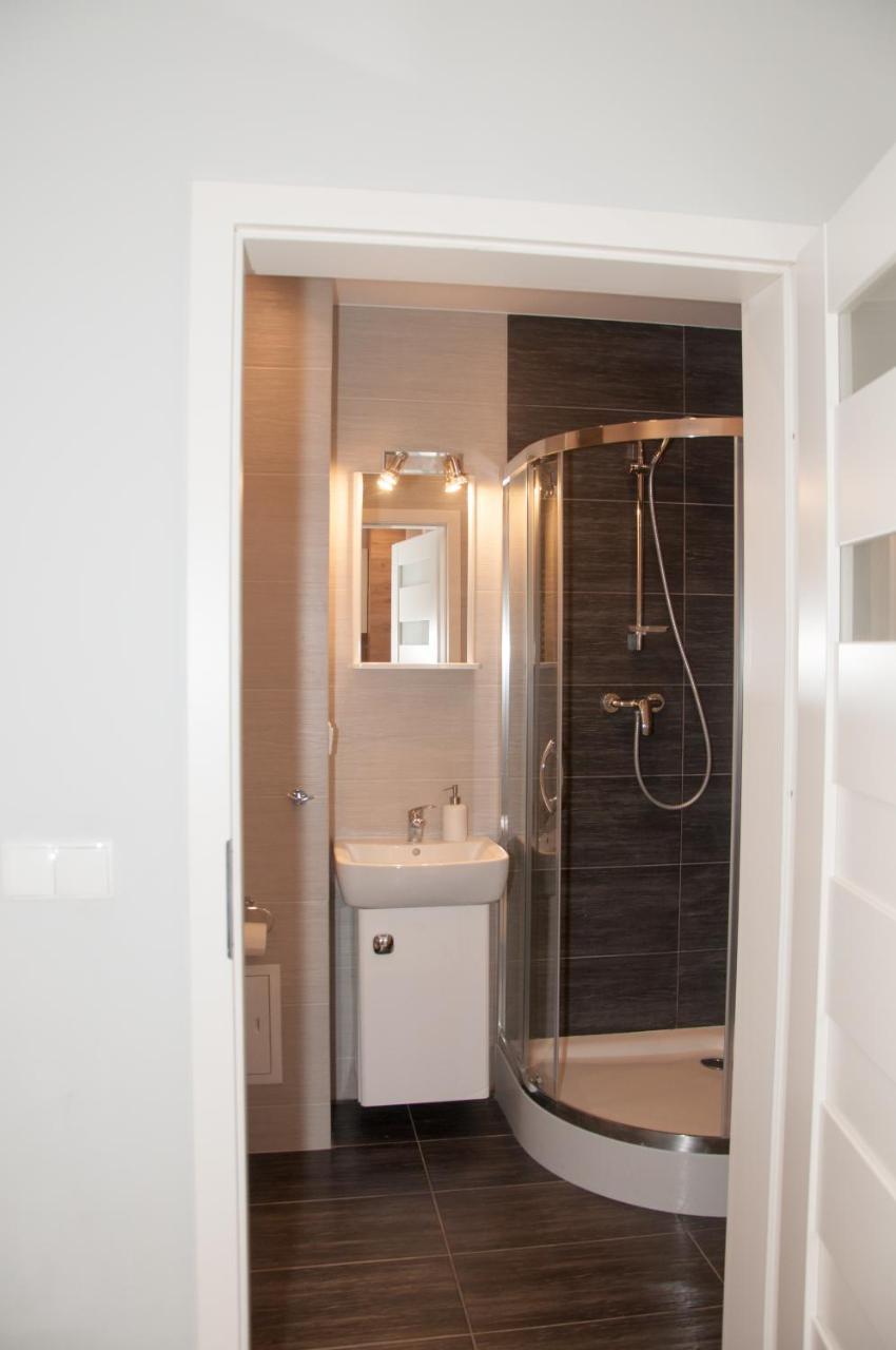 Apartament Obrzezna 3 Deluxe Varsovia Exterior foto